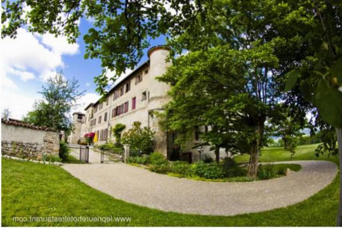 Отель Domaine Le Prieure Chaumont-le-Bourg Экстерьер фото