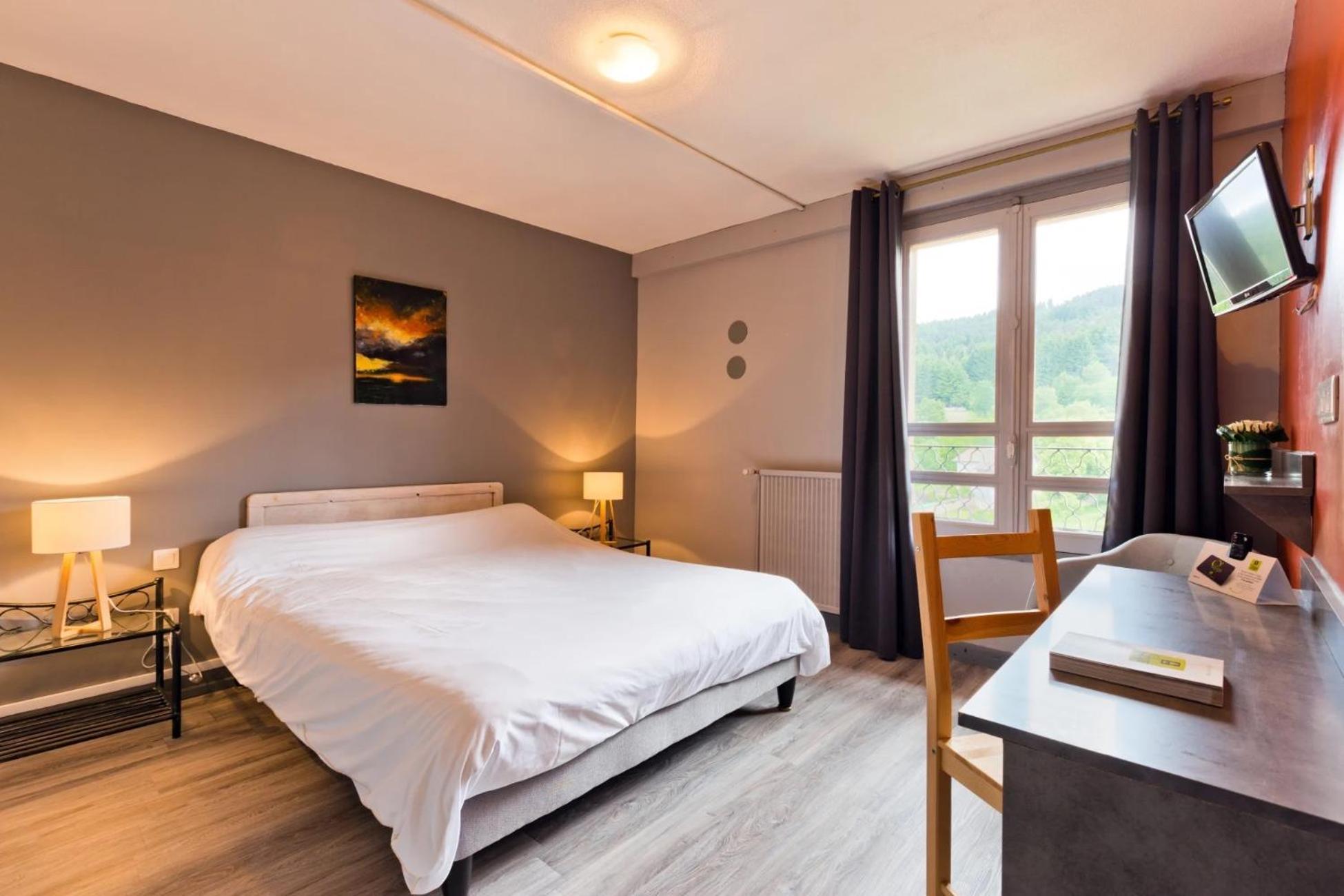 Отель Domaine Le Prieure Chaumont-le-Bourg Номер фото