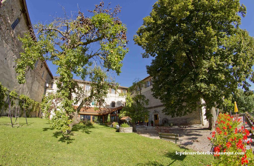 Отель Domaine Le Prieure Chaumont-le-Bourg Экстерьер фото